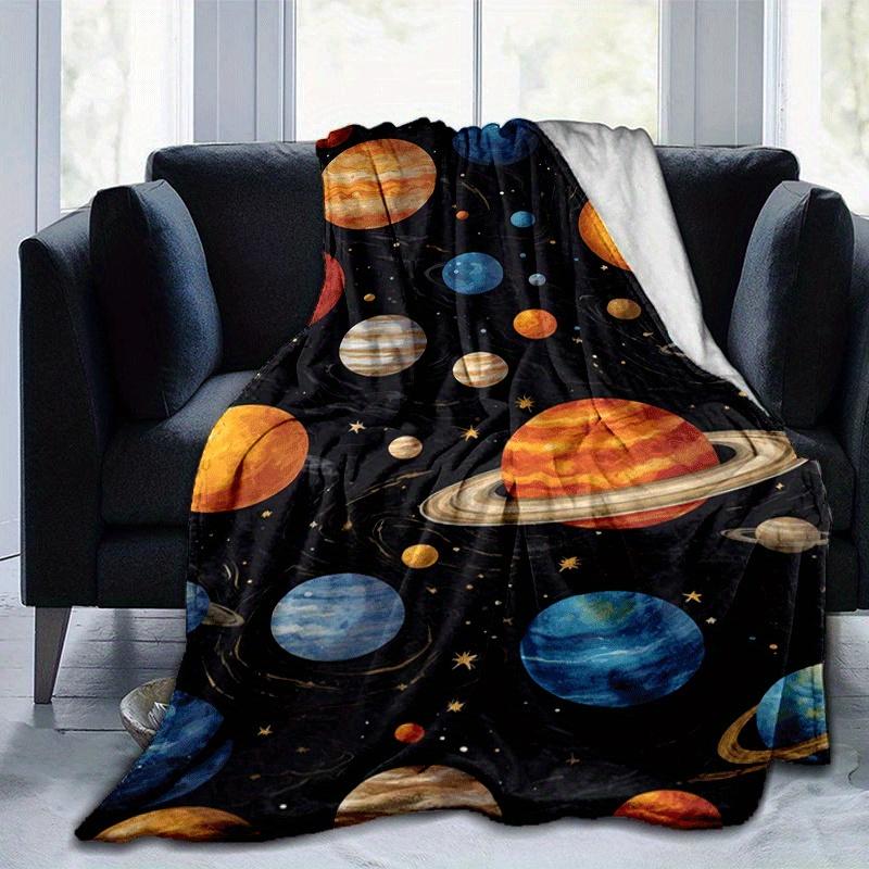 1pc Planet Printing Lightweight Flannel Blanket, Comfortable and Warm Blanket, for Camping Sofa Bed and Couch Office, Suitable for Gift Blank