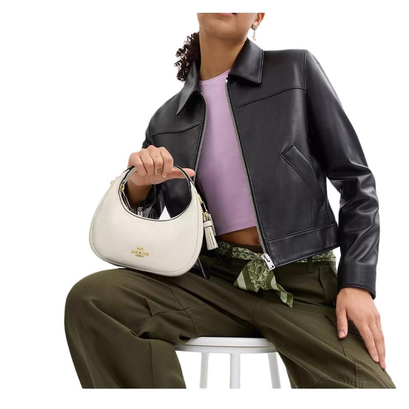 COACH CARMEN 20 Brand Logo Leather Patent Leather Shoulder Crossbody Handbag Small Women's Pearl White