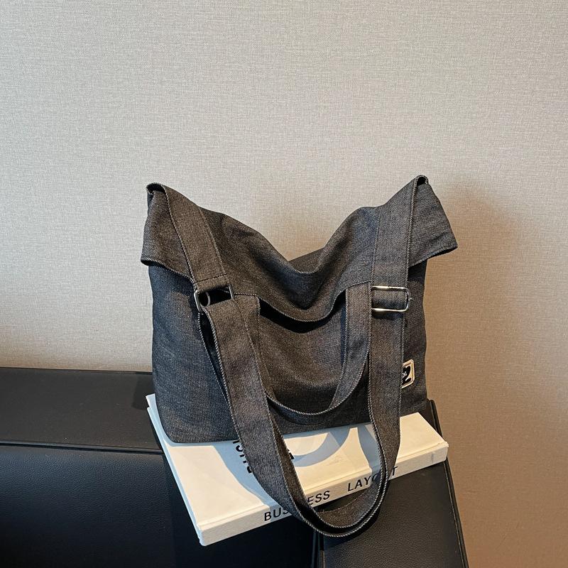 Large capacity women's bag new summer versatile messenger casual portable college student class tote bag