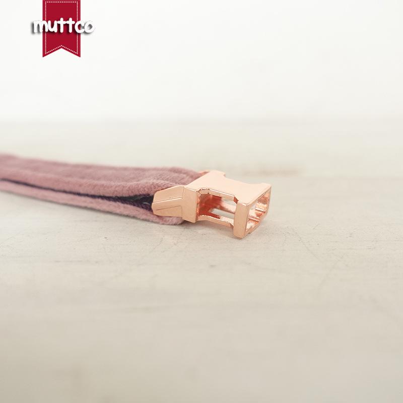 MUTTCO Weiches verstellbares Katzenhalsband mit Fliege UCC-080M