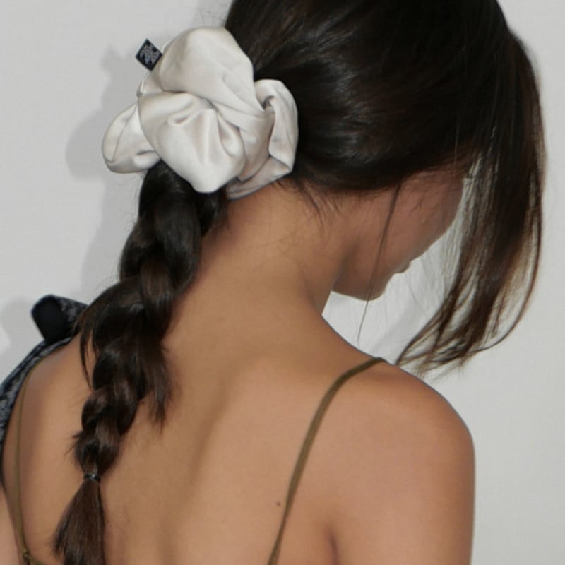 

для базовой атласной резинки-скранчи_большой_бежевый Free