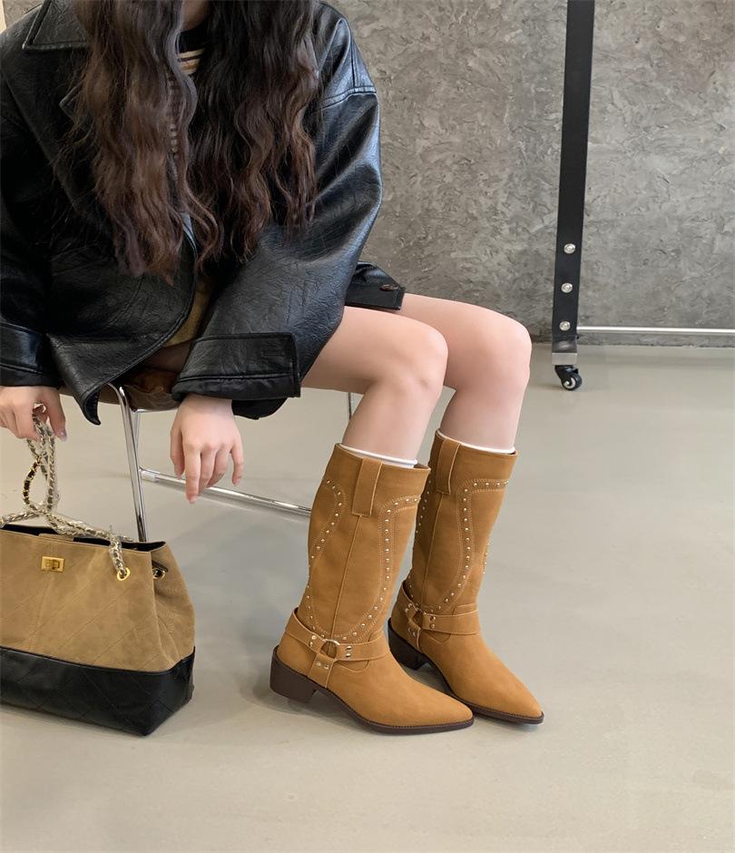 

Rivet thick heel retro western boots women s 2025 autumn new super boots heightened and thin pointed high boots 39 хаки