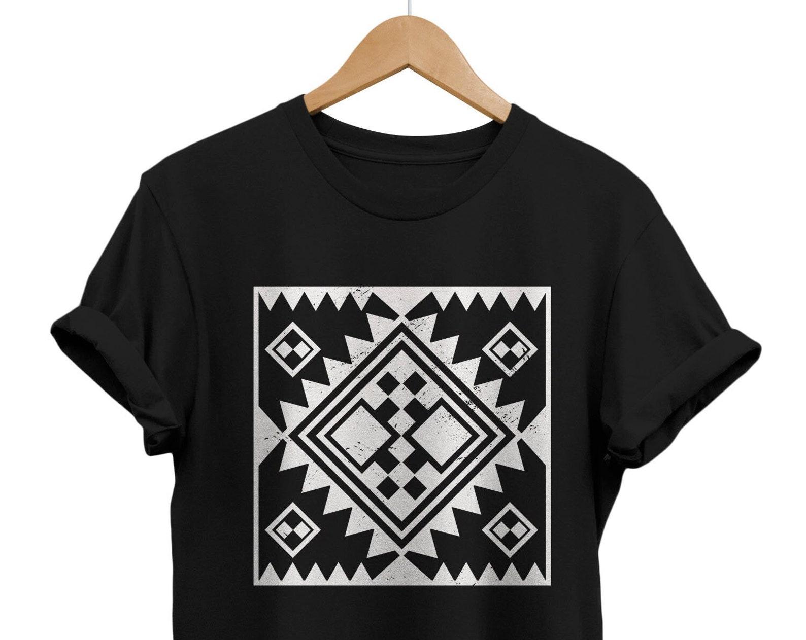 Abstract Geometric T-Shirt: Artsy Modern Art Tee 3XL