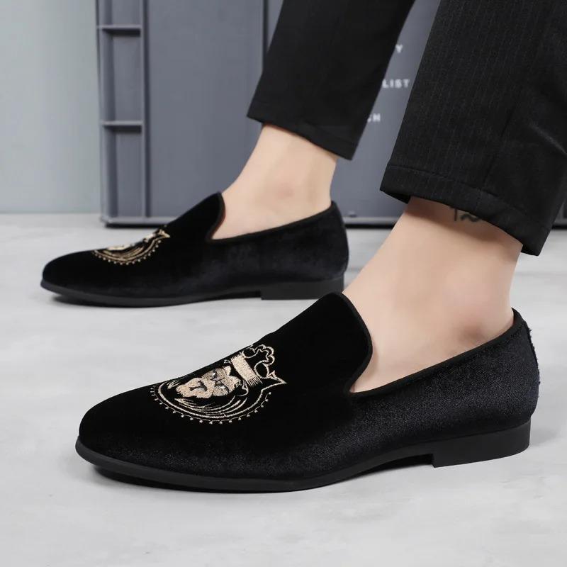 Zapatos de Hombre Moda Ante Zapatos Casuales Bordado Clásico Mocasines Cómodos Slip-On Calzado para Conducir Mocasines de Diseñador Zapatos de Hombre