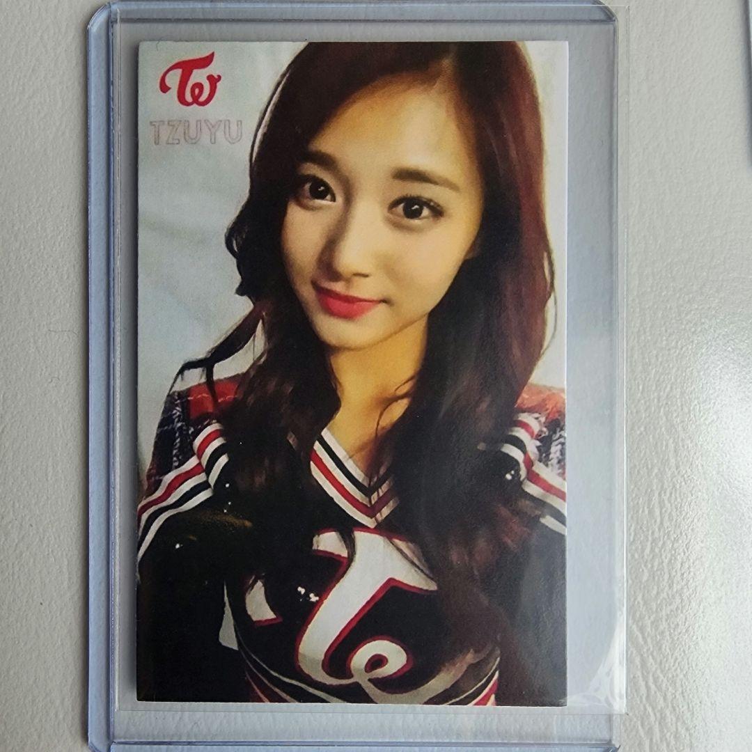 

[USED] Price Reduced TWICE the story begins Tzuyu Trading Card Thai Edition