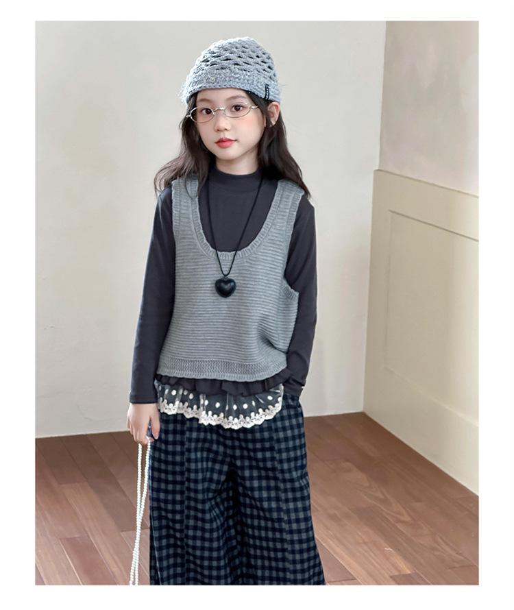 Girls' Knitted Vest and Plaid Shirt Set - Spring/Autumn 2025 Fashionable Style