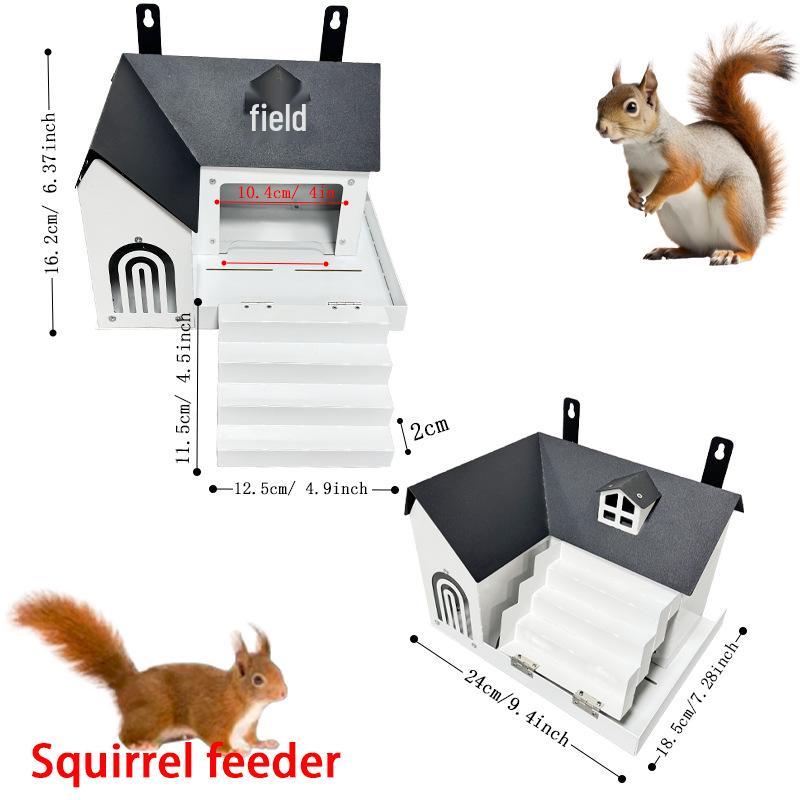 Outdoor Garden Squirrel Feeder: Metal Craft for Courtyard Landscaping