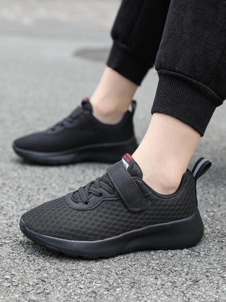 Spring & Autumn Breathable Children's Sports Shoes - Lightweight Mesh, Soft Sole Running Sneakers for Boys