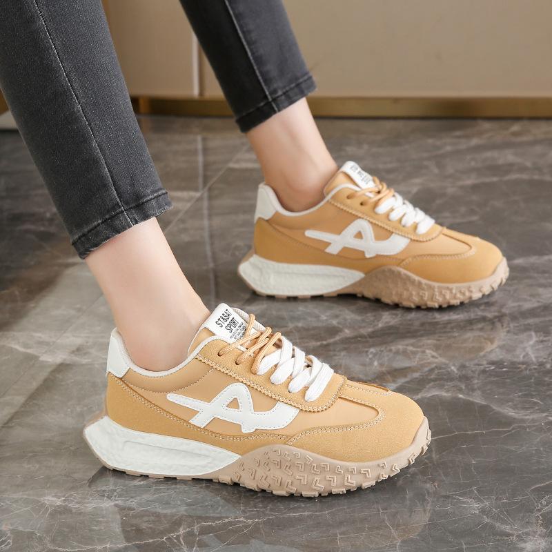 

Platform-soled Forrest Gump shoes women s 2025 summer new retro flat-soled German training shoes student height increase versatile casual sports shoes 35 жёлтый
