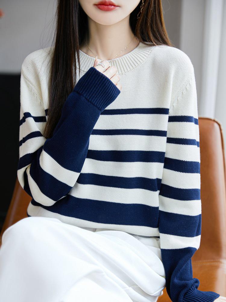 Damski gruby bawełniany sweter w paski na Jesień/Zimę 2025 - 100% Bawełna Okrągły Dekolt Dzianina