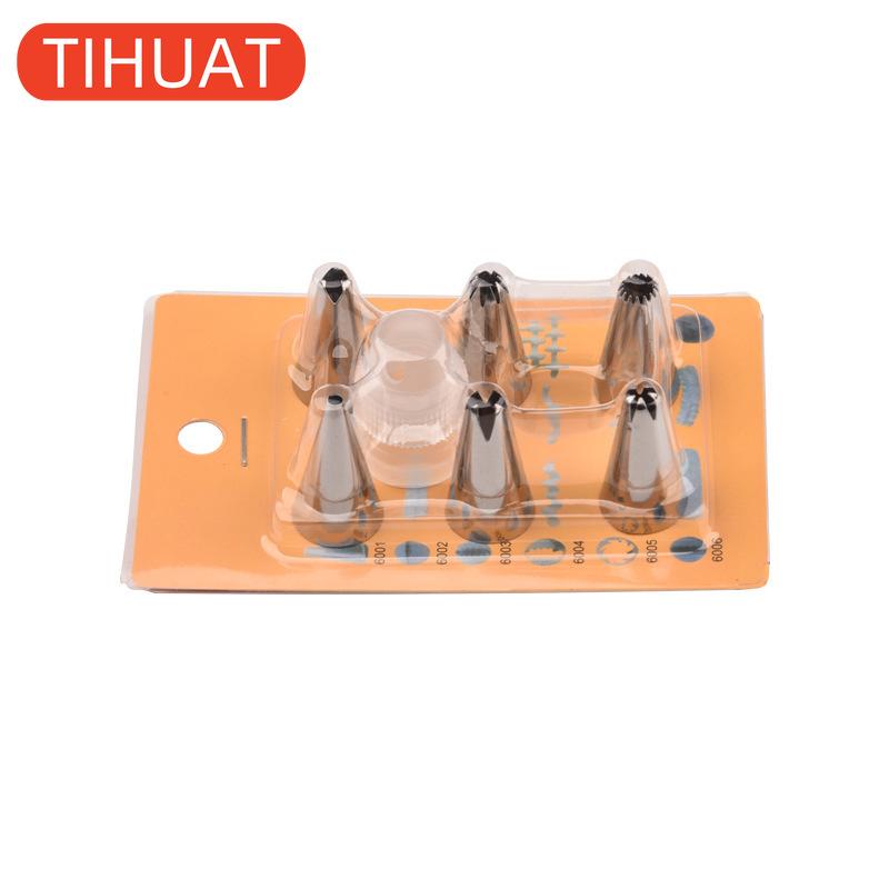 Set - Pastry Bag and Nozzles for It