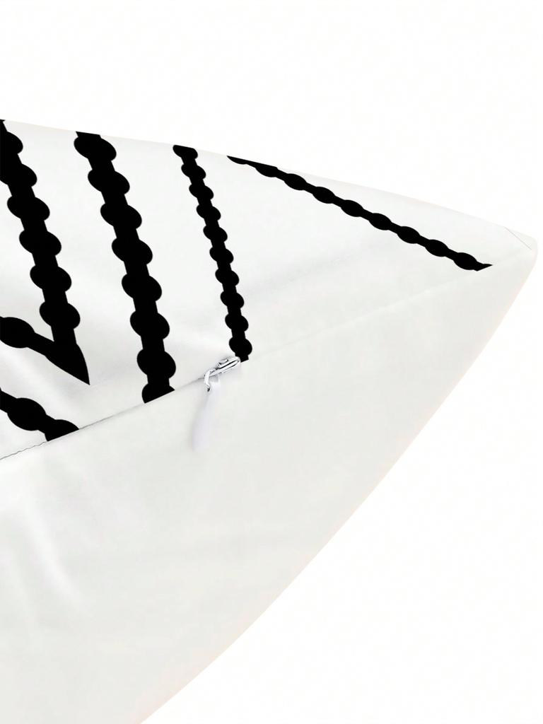 Black and White Geometric Pattern Printed Cushion Cover Soft Polyester Fabric Printed Decor Pillow Case for Bedroom, Living Room