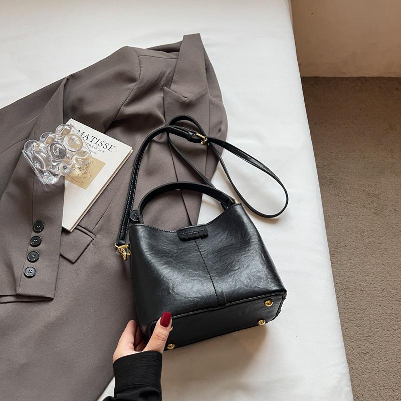 Новая сумка на плечо кросс-боди темпераментная сумка-ведро большой вместимости ретро мода простая женская сумка