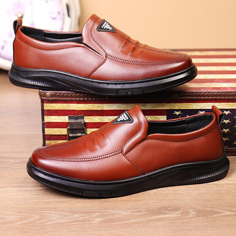 

2025 spring new men s leather shoes soft sole versatile casual single shoes men s British daily online work shoes 42
