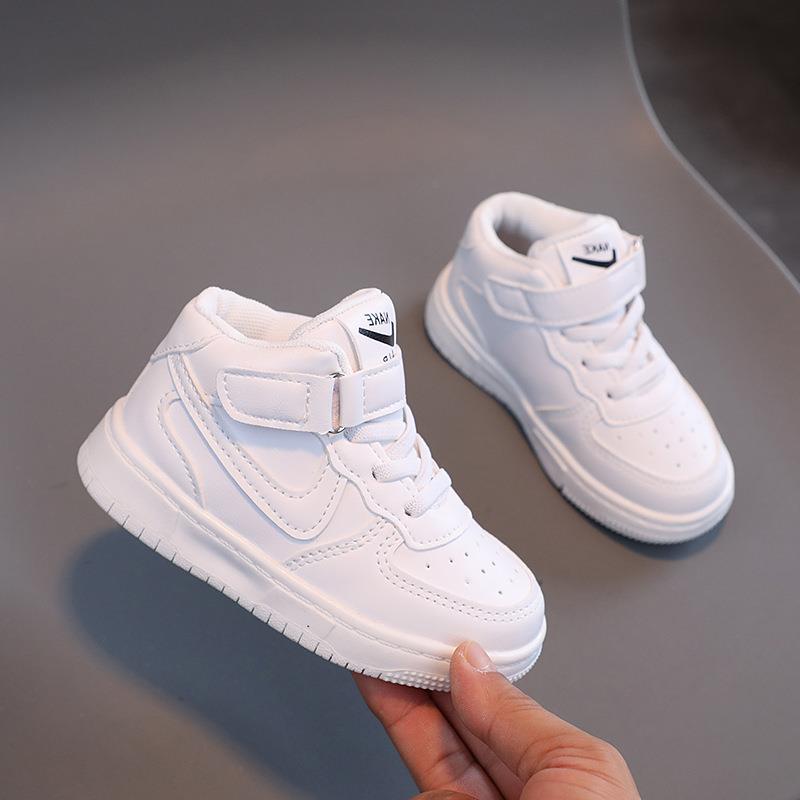 

Детские кроссовки на мягкой подошве Весна-Осень 2023: Повседневная обувь средней высоты для мальчиков и девочек 26 белый