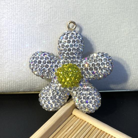 Keychain Pendant Small Flowers Shiny Rhinestone Sunflower Charm Key Chain Decorative Backpack Bag Accessories