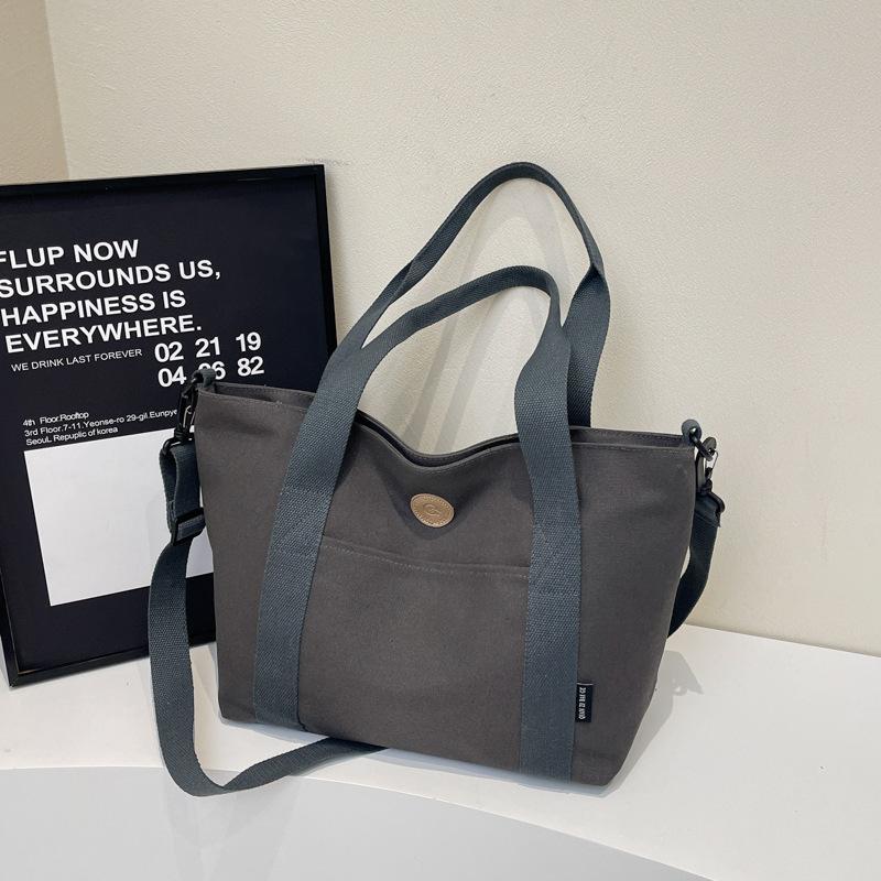 Large Capacity Embossed Letter Tote Bag 2025 New Korean Version of Mommy Handbag Versatile Solid Color Shoulder Bag Tide