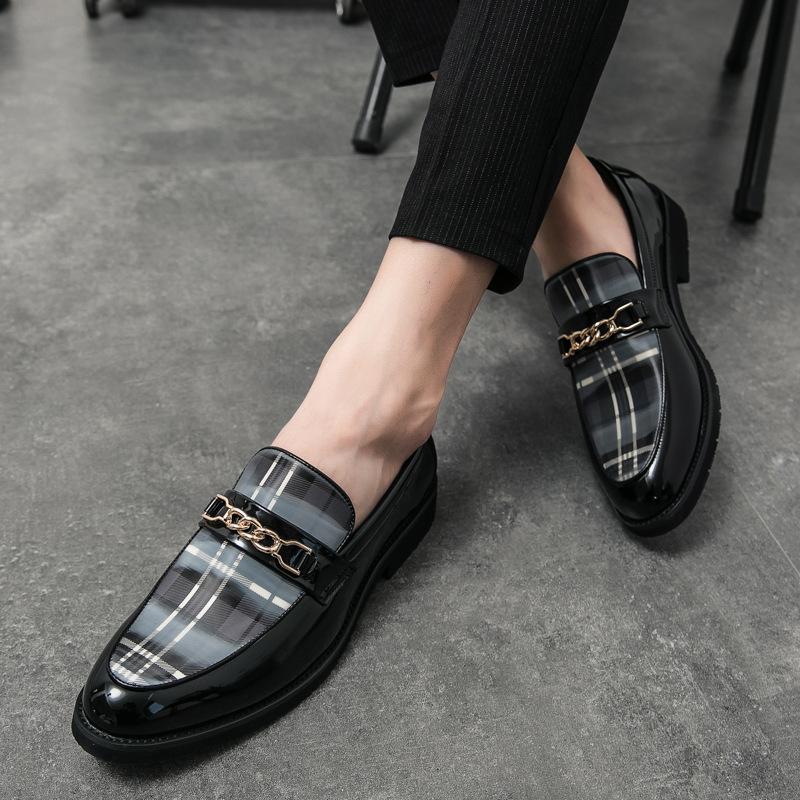 Men's shoes foreign trade autumn men's pointed small leather shoes large size striped single shoes men's wedding shoes 2025 leather shoes