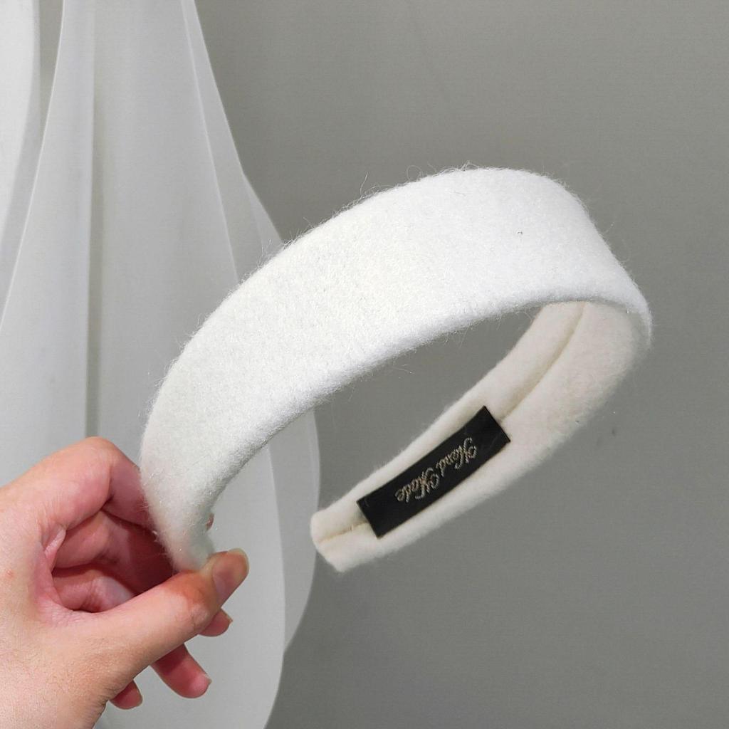 Autumn & Winter Woolen Wide-Brim Headband: Versatile, Fashionable Hair Accessory for Women
