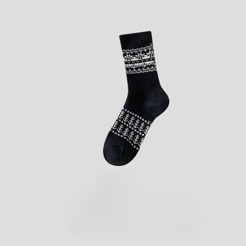 Women's Mid-calf Socks for Autumn and Winter, Ethnic Style Retro Pile Socks, Long Calf Socks