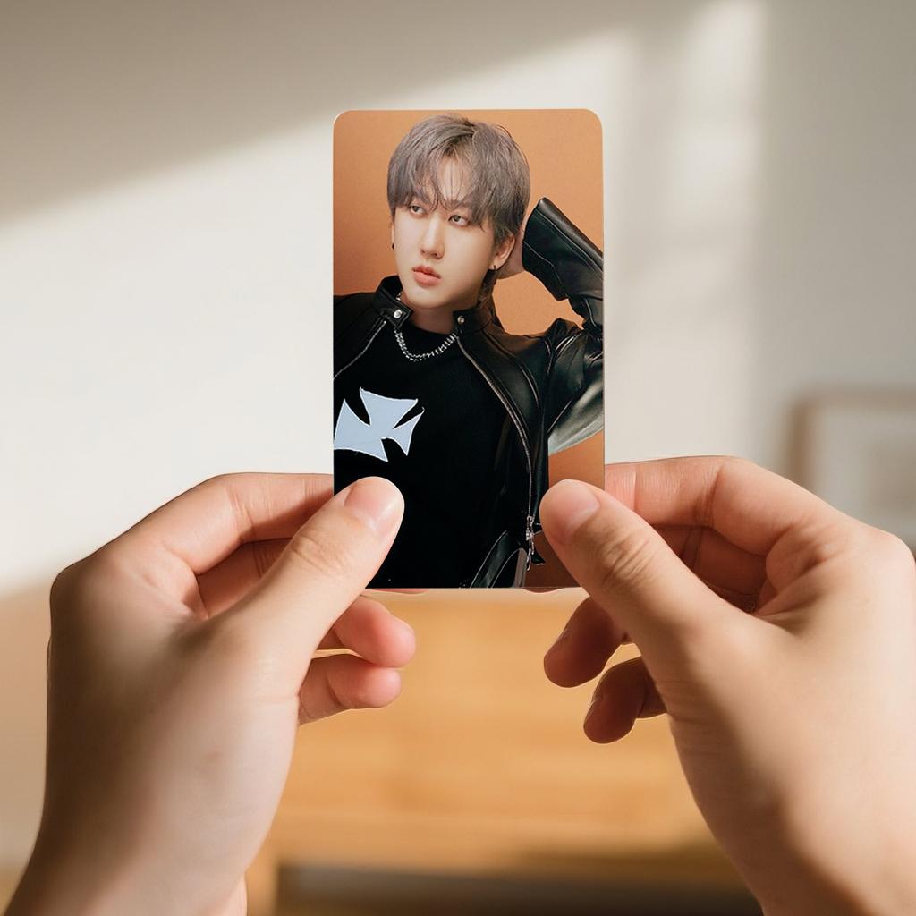 Photos Of Well-known Men's Group Stars, Collectible Small Cards, Collectible, Gifts Suitable For Stars
