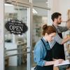 Rustic Business Sign Wooden Open And Closed Sign Double Sided Vintage Open Sign with Rope for Coffee Shop Restaurant Bar