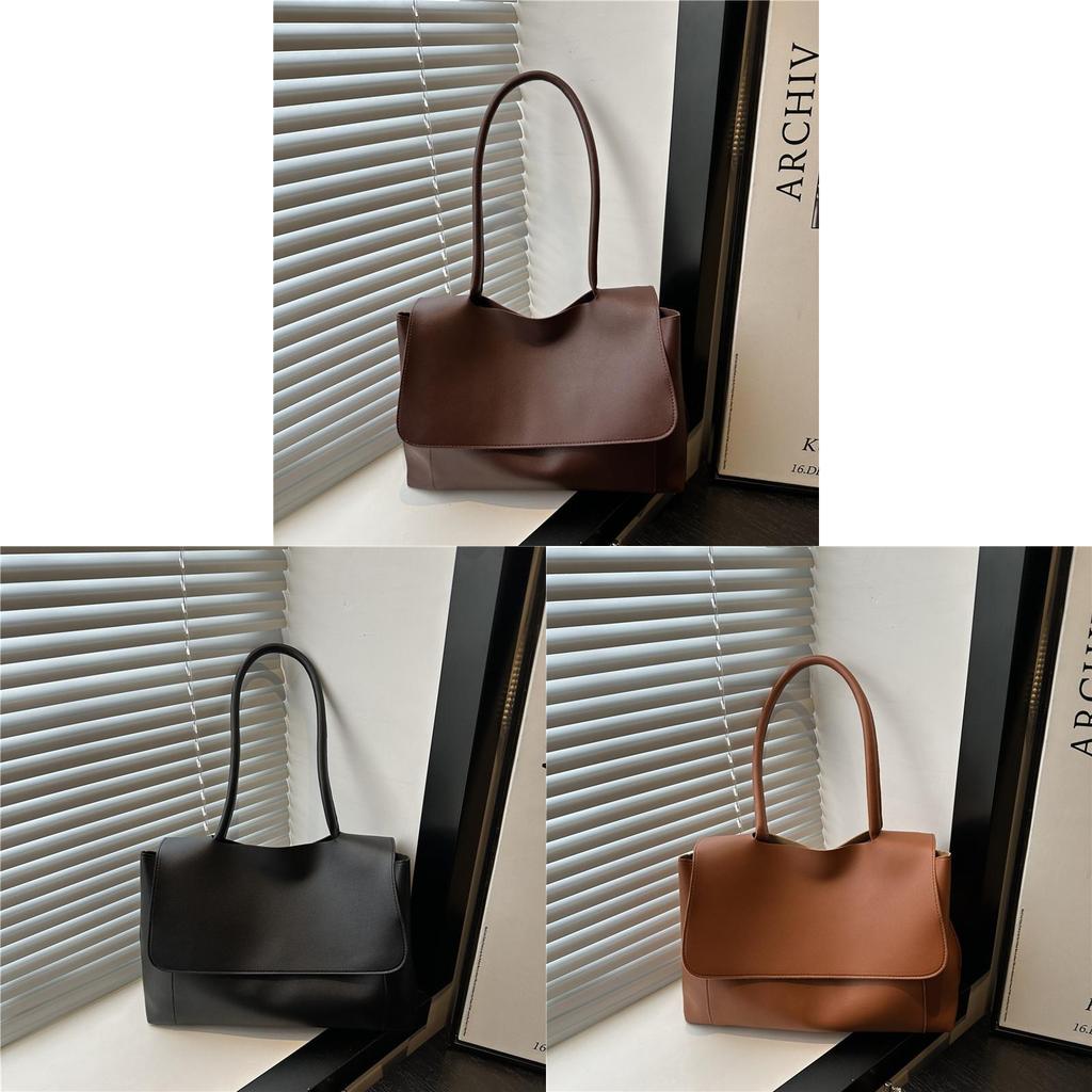 Womens Oversized Shoulder Bag With Stitching Detail For Street Style Fashion
