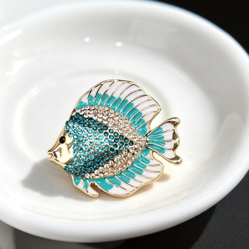 1 Pcs Rhinestone Tropical Fish Brooches Sparkling Crystal Inlay Vibrant Enamel Design For Daily Wear Party Accessory Gifts