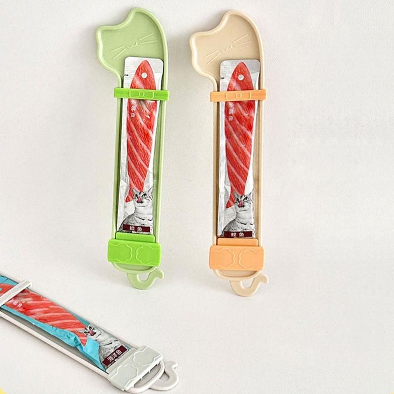 3PCS Cats Treat Stick Squeezer Feeder Cats Food Dispenser Feeding Tool for Treat