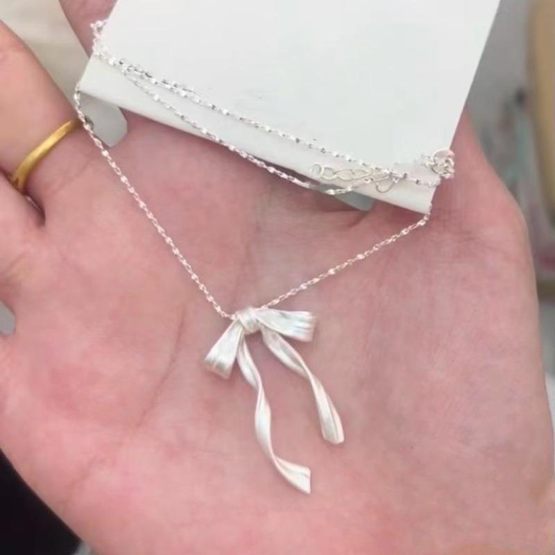 Bowknot Pendant Necklace Exquisite Clavicle Chain Fashion Elegant Necklace for Women Temperament Collar Chains Charm Jewelry