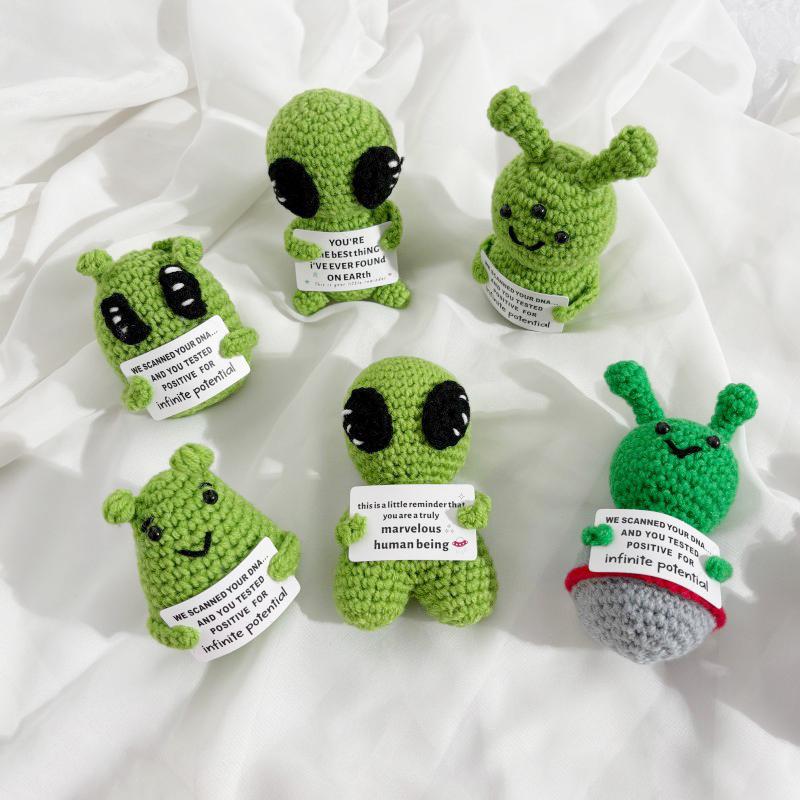 Hand-woven Positive Energy Alien Dolls Finished Crochet Gifts Knitted Pocket Hug Desktop Ornaments Miniature Mother's Day