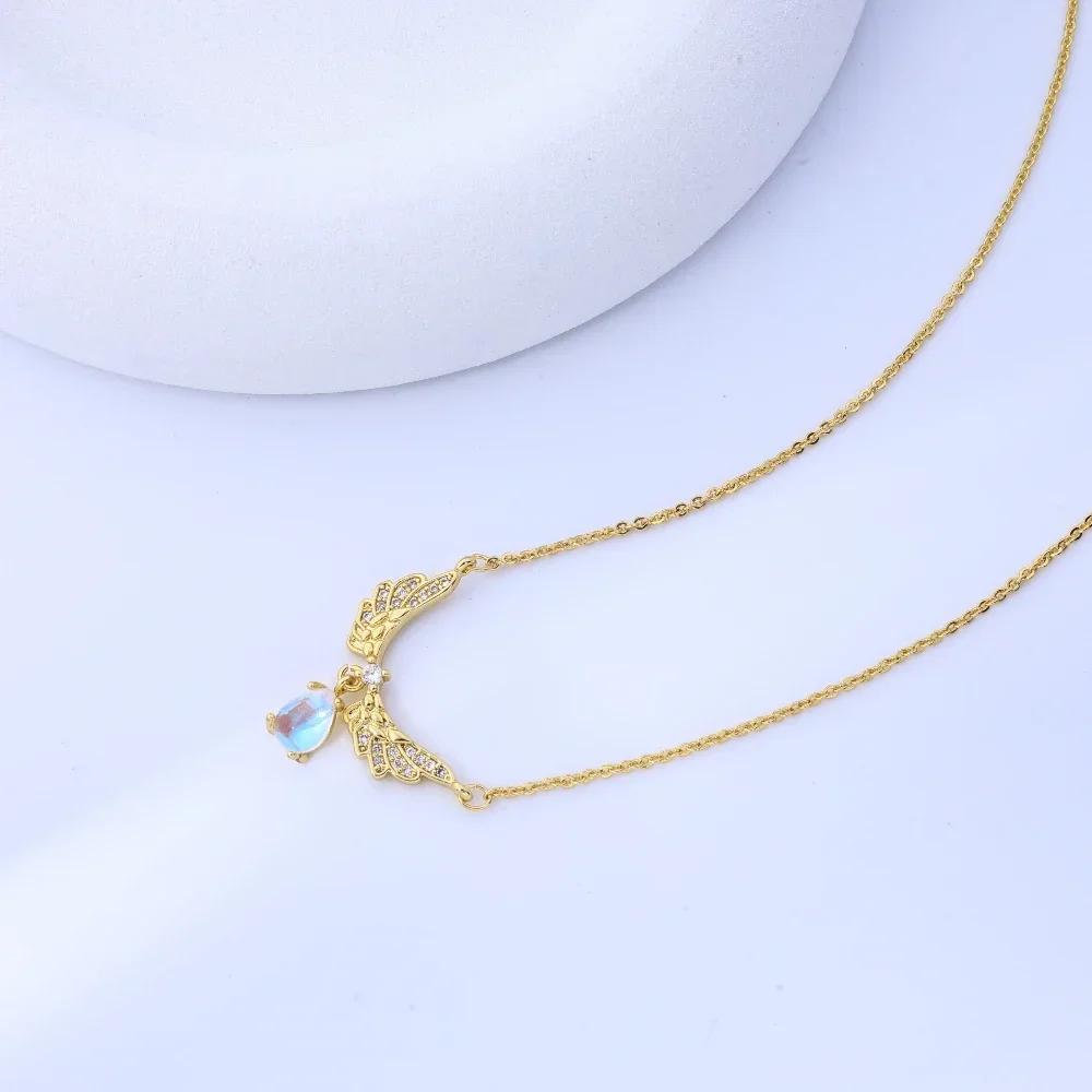 Fashion, dazzling gemstones, angel wings, titanium steel necklaces, women's personality, versatile, light luxury, clavicle chain