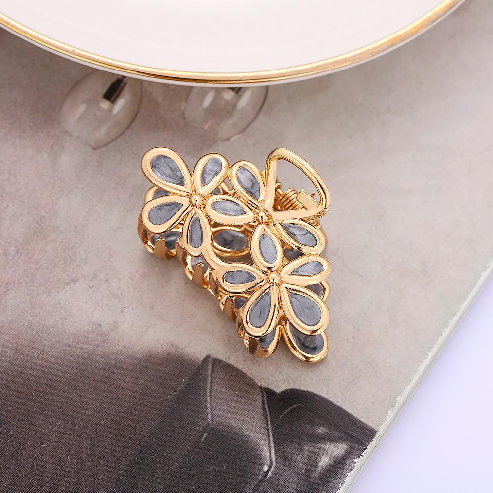 Temperament Girl Flower Hair Clip Back Head Day Sweet Grab Clip