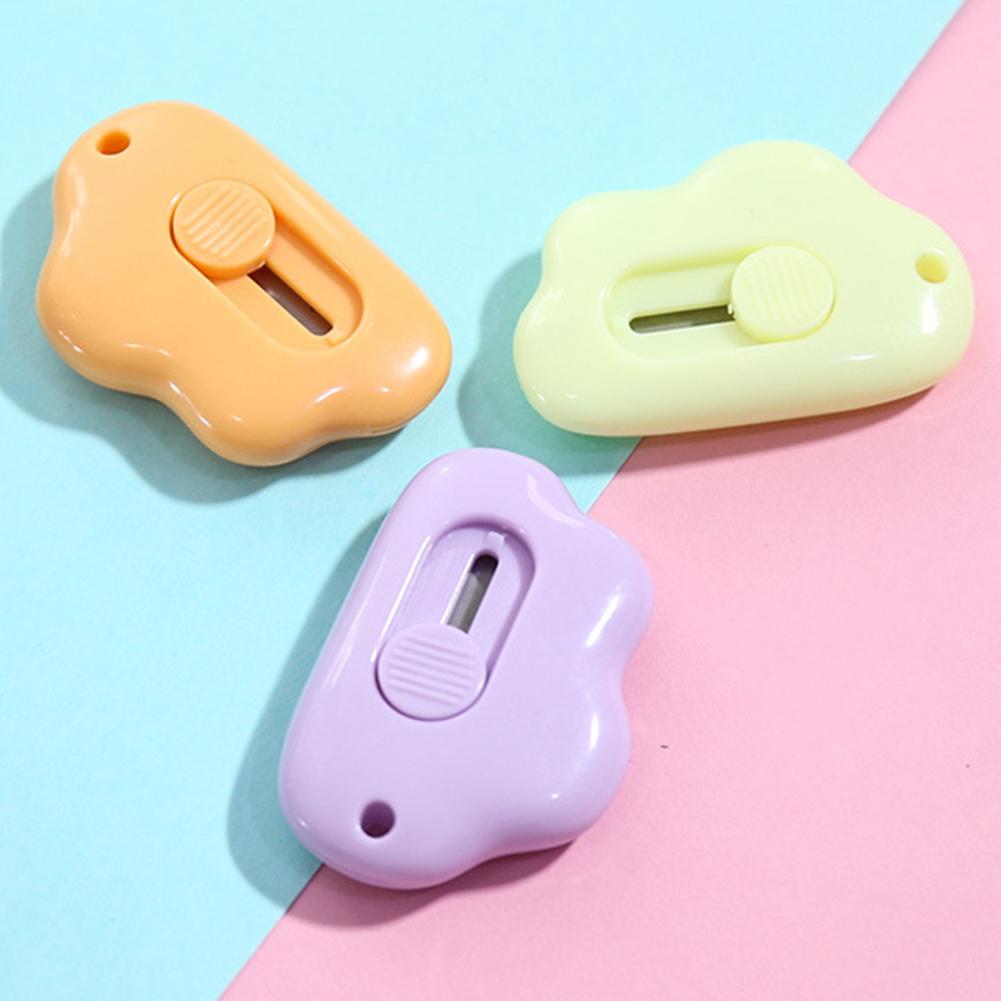 15ks Mini užitkový nůž Roztomilý přenosný Květinový Cloud Box Nůž Otvírák na dopisy Nůž na řezání papíru pro domácí kancelář