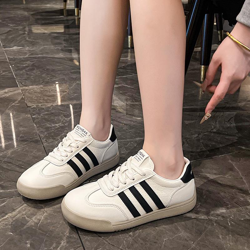 Large Size Women's Shoes 41-43 Fat Feet German Training Shoes Women's Autumn Versatile Flat White Shoes Student Running Sports Shoes Women