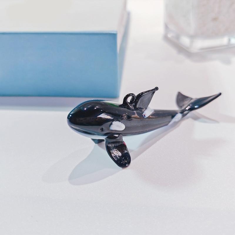 Handmade Glass Orca Dolphin Keychain Pendant Creative Marine Life Hanging Decoration Gift For Home Office