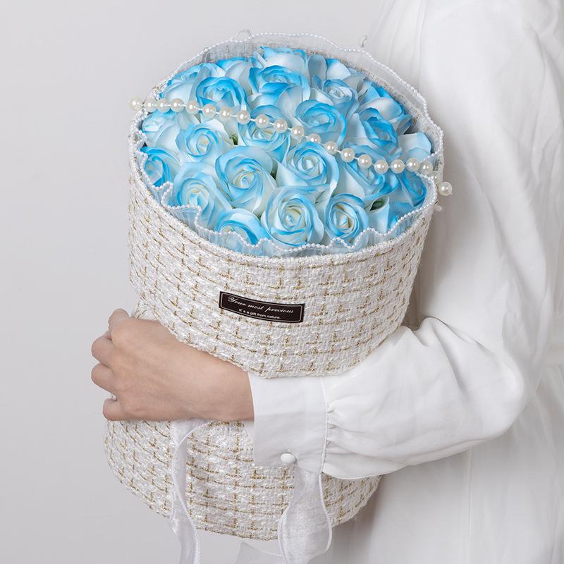 Göttinnentag Crushed Ice Blaue Rosenstrauß für Mütter