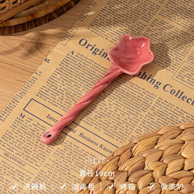 1PC Ceramic Star Shaped Spoon Cute Twisted Long Handled Coffee Stirring Spoon with Cream Design for Kitchen