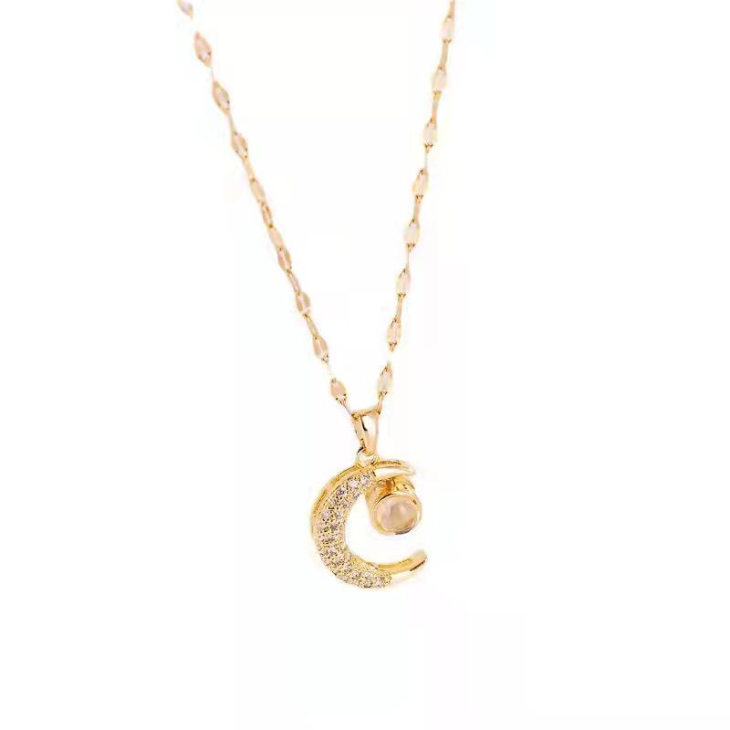 100 Languages 'I Love You' Projection Necklace - Star & Moon Diamond Clavicle Chain Pendant