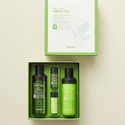 The Chok Chok Green Tea Moisture 2-piece Set