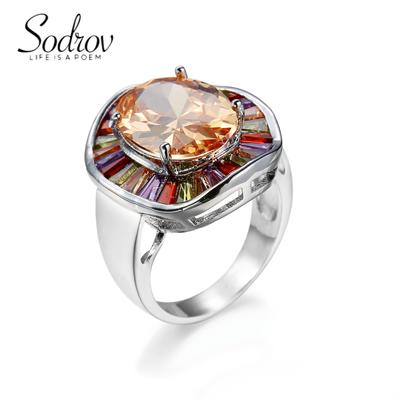 SODROV Anillo ovalado de circonita color champán con cristal para mujer