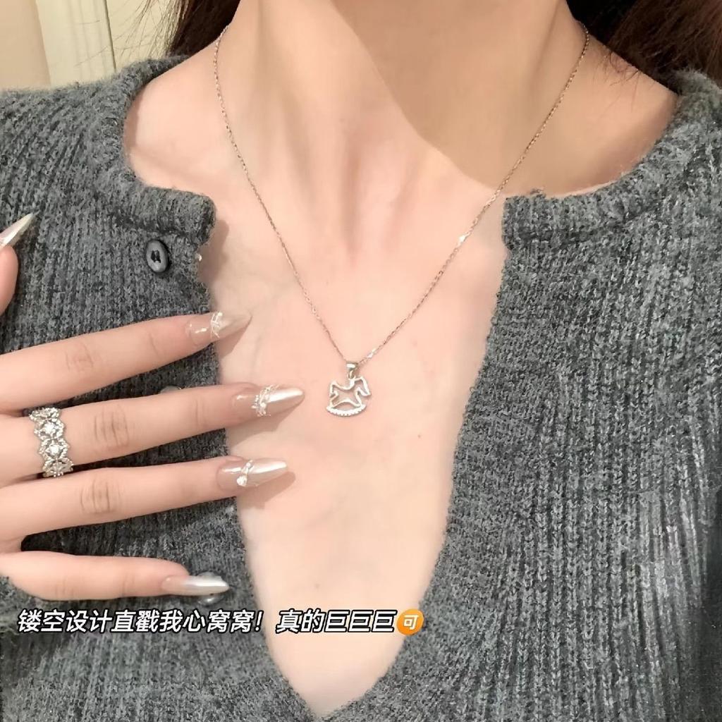 Silver Trojan Horse Necklace Women's Niche Clavicle Chain High-end Accessories ins Pony Necklace for Girlfriend