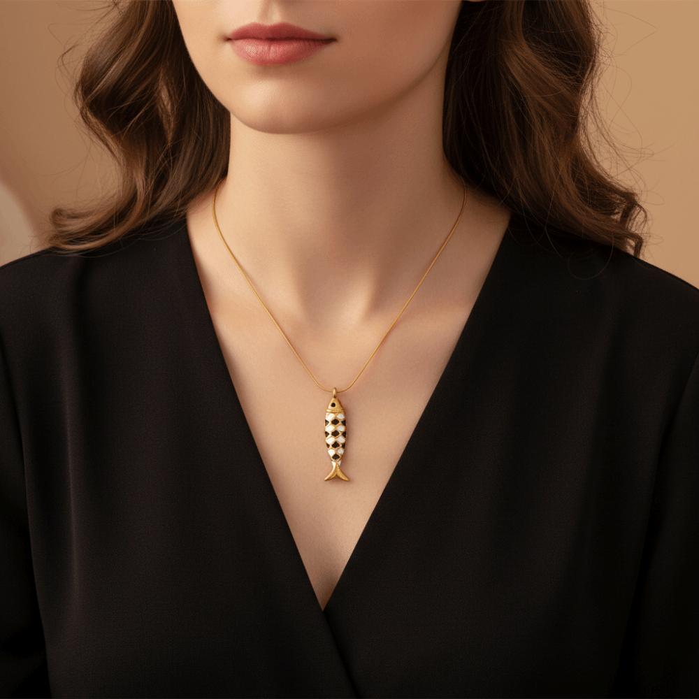 Elegant Enamel Ocean Necklace Snake Chain Marine Life Necklace Unique Fish Pendant Necklace  Retro