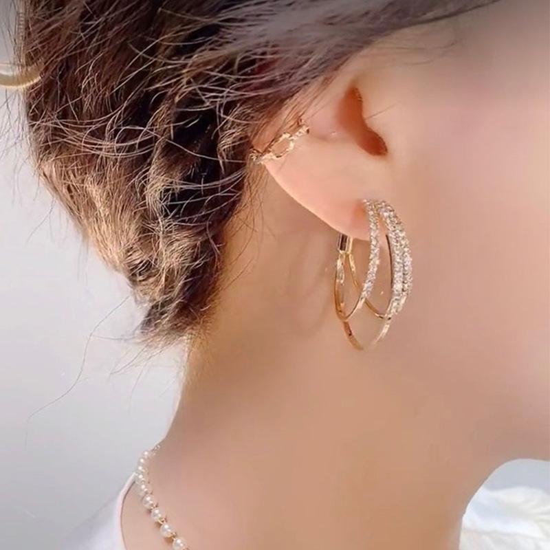Three Lives Trilogy Circular Earrings Ear Clasp Ear Ring Luxury Set with Precious Diamonds Silver Pin Golden Earrings