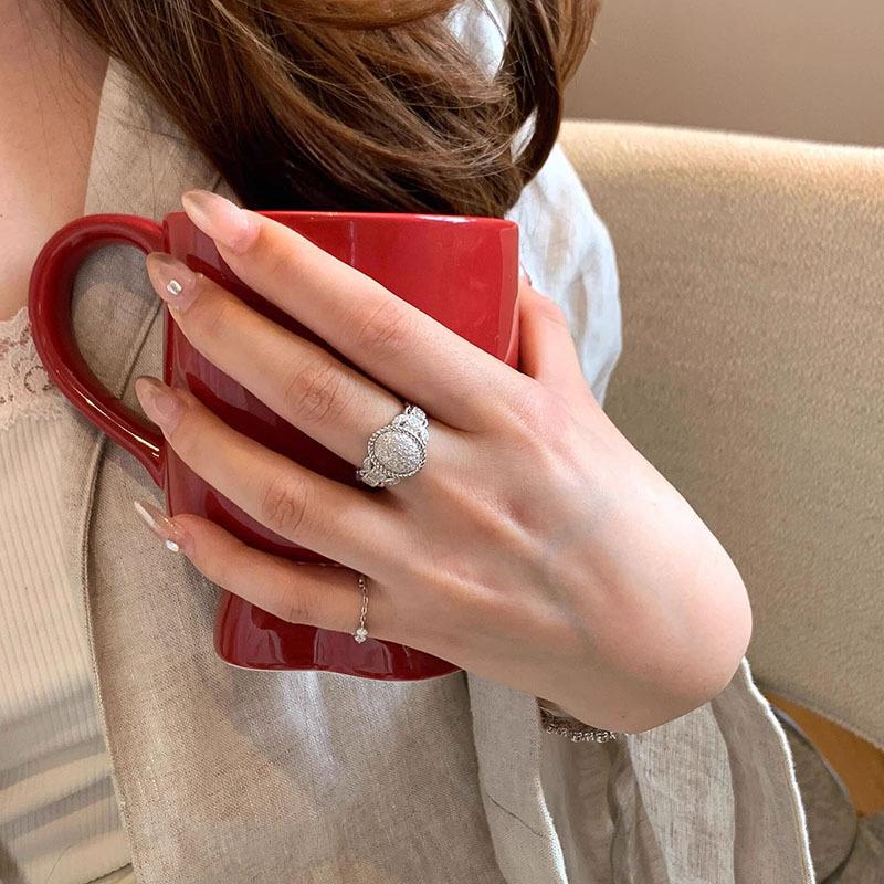 Creative Idea Silver 925 Diamond Studded Sparkling Strap Ring Retro Charms Exquisite Oval Wide Rings for Women Wedding Jewelry
