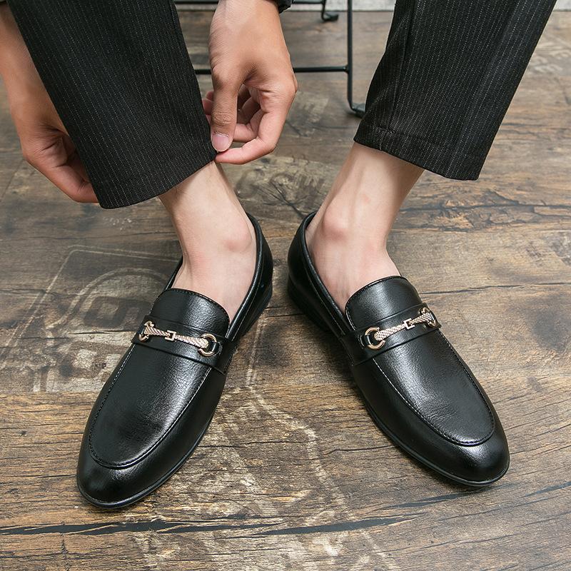Schwarze Lederschuhe Britischer Stil Nachtclub Friseur Lässige Lederschuhe ohne Schnürsenkel Große Größe Lederschuhe ins