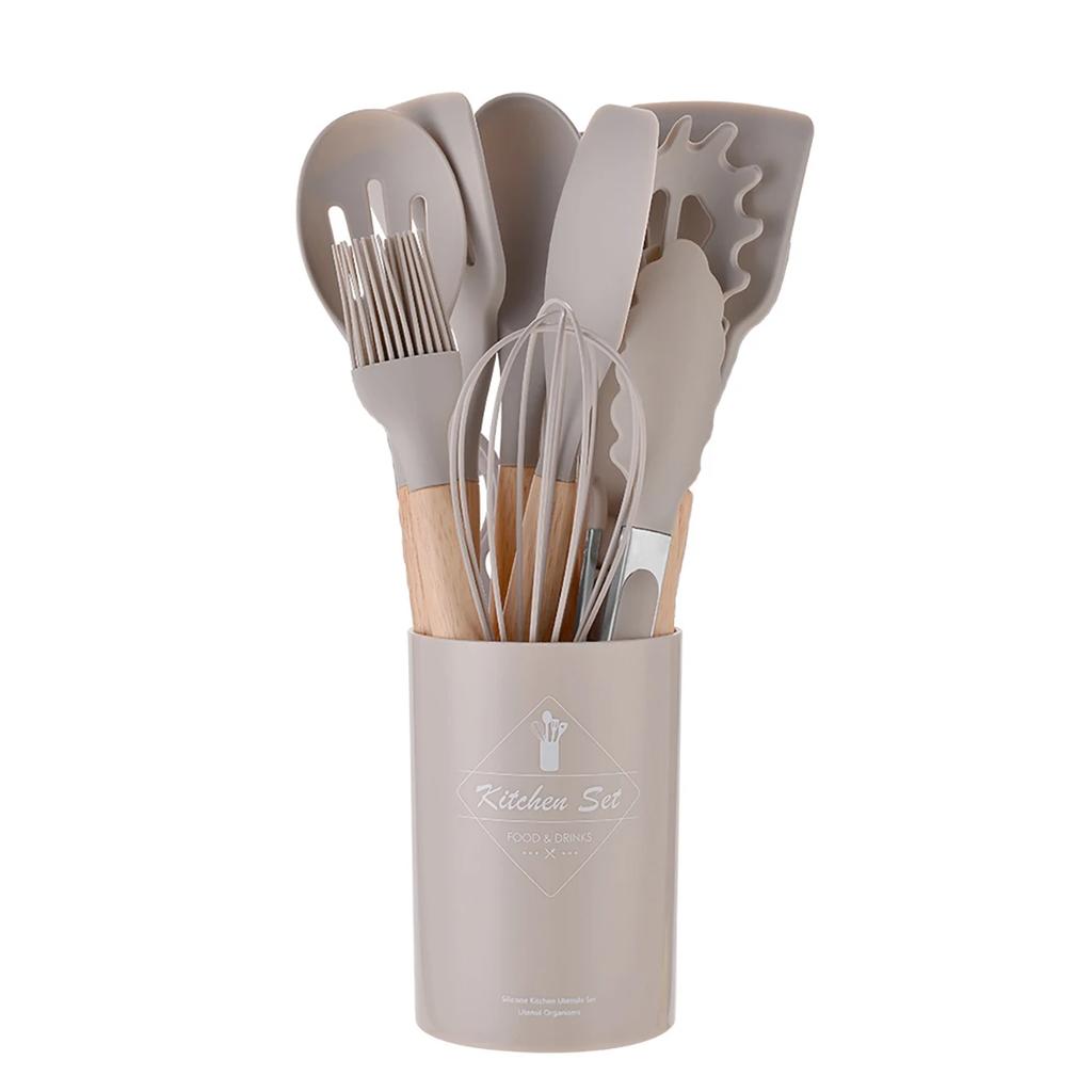 12Pcs/Set Utensílios de cozinha de silicone com alça de madeira balde resistente a altas temperaturas e antiaderente panela espátula colher