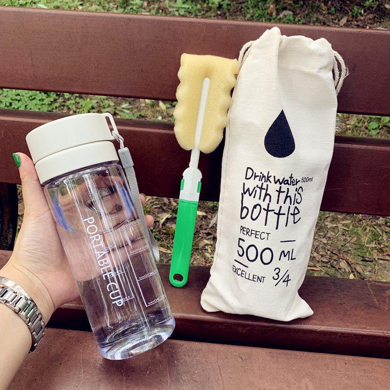 "Durable, High-temperature-resistant Sports Water Cup, Portable and Unisex Design with Large Capacity for Students."