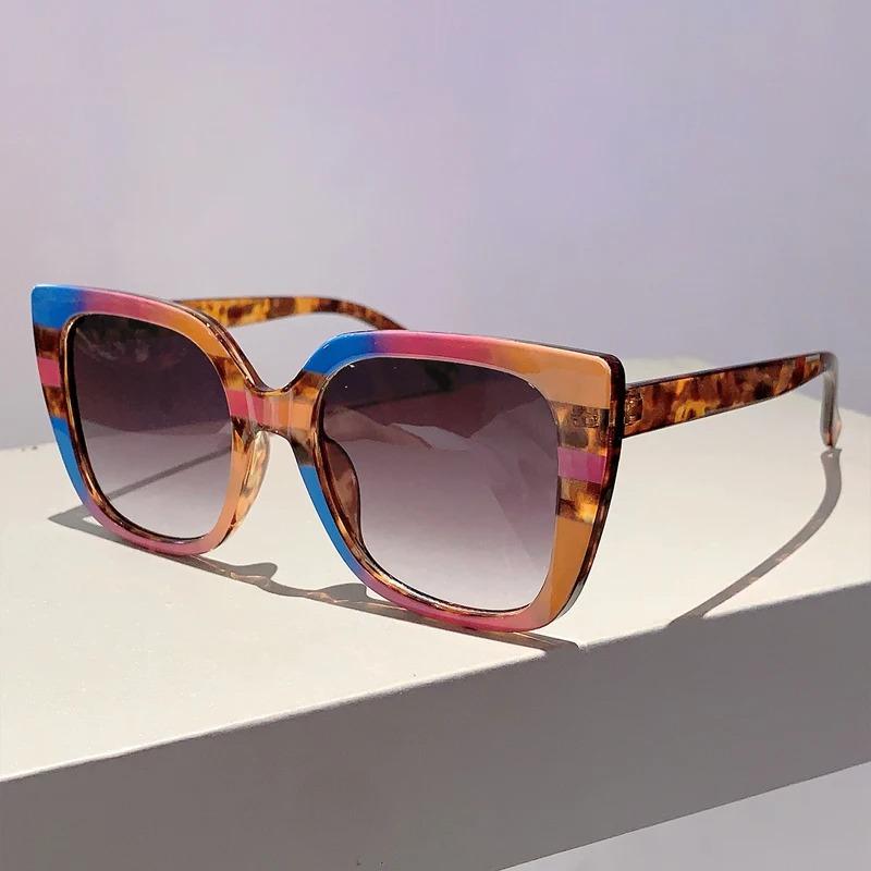 New Ins Popular Square Sunglasses Women Men Brand Designer Vintage Oversized Graident Sun Glasses for Women Outdoor Shades