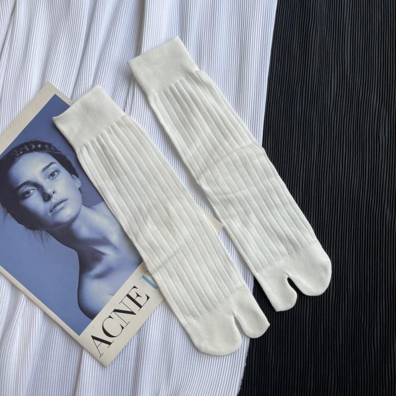 

Высококачественные Удобные Мягкие Летние Тонкие Носки с Раздельным Пальцем Женские Хлопковые Однотонные Полосатые Двупалые Японские Харадзюку Таби Носки Size 35-40